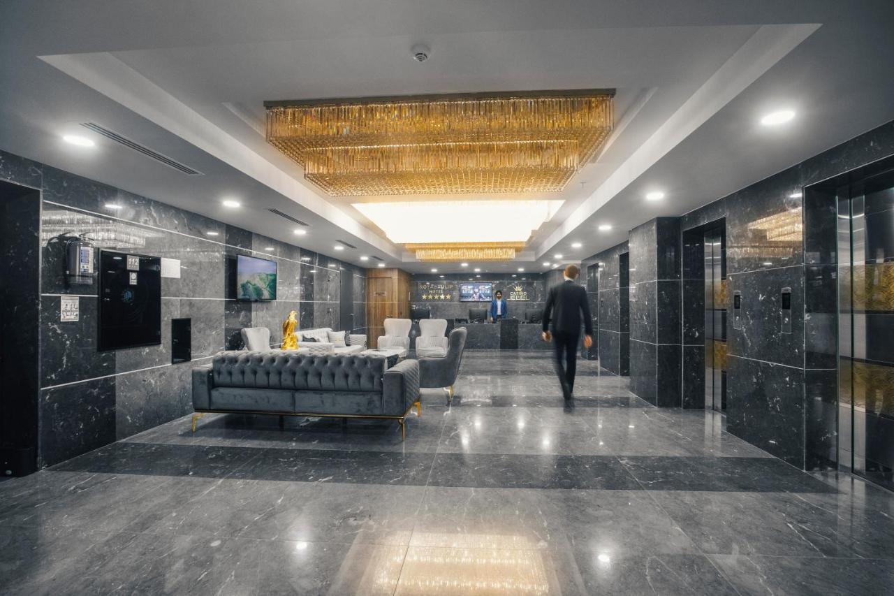 Royal Tulip Hotel & Casino, Tbilisi Exterior photo The lobby of the hotel